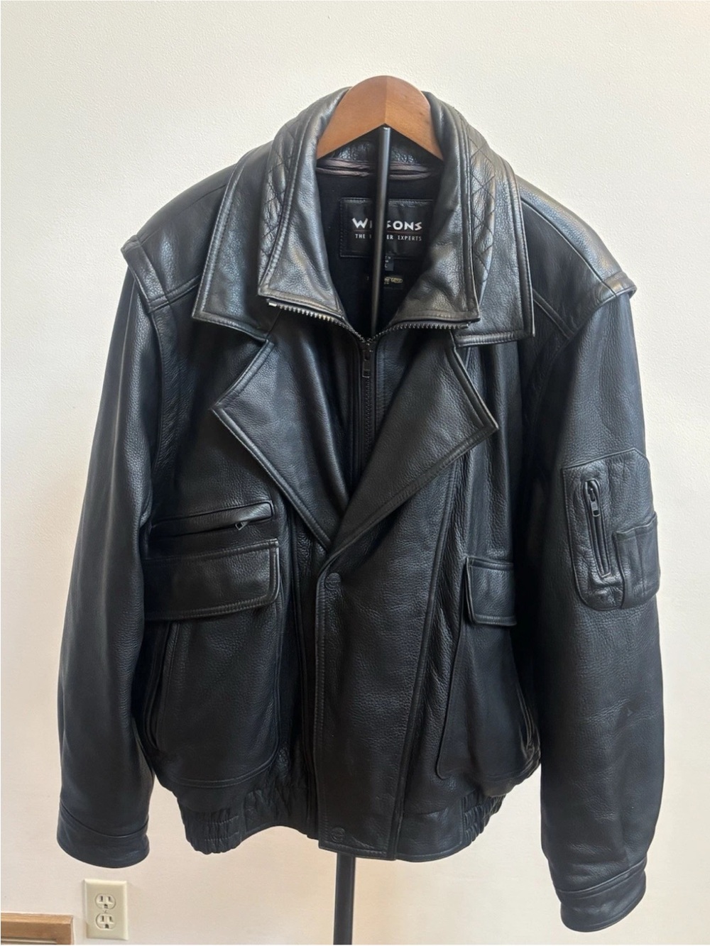 Wilsons Leather Black Bomber Jacket Men’s XL